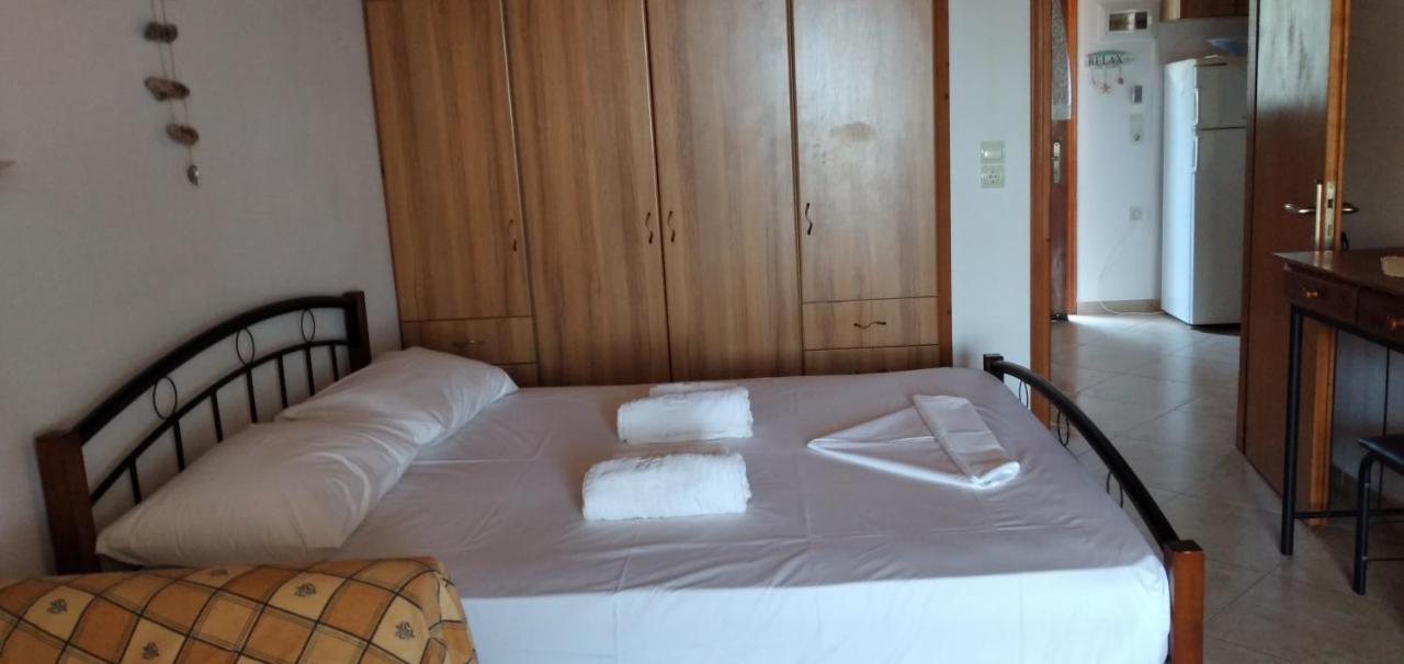 Athina Studio Apartments 컬벨리 외부 사진